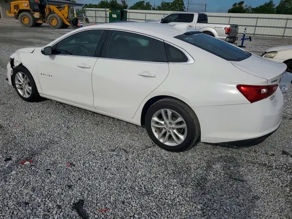 1G1ZD5ST6JF238197 2018 CHEVROLET MALIBU - Image 2