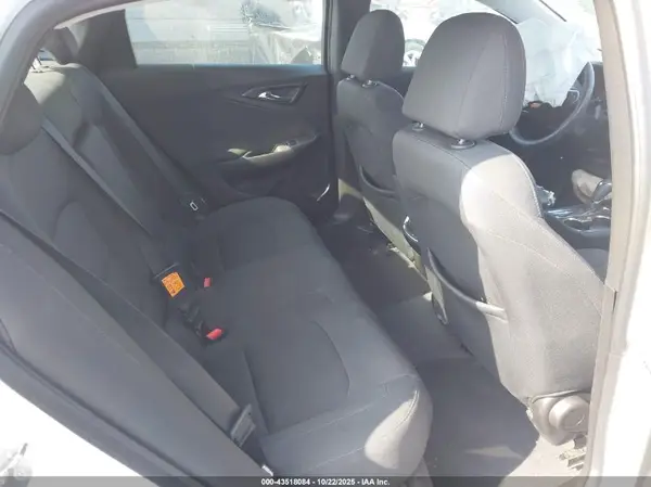 1G1ZD5ST6JF245702 2018 CHEVROLET MALIBU - Image 8