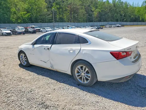 1G1ZD5ST6JF258756 2018 CHEVROLET MALIBU - Image 2