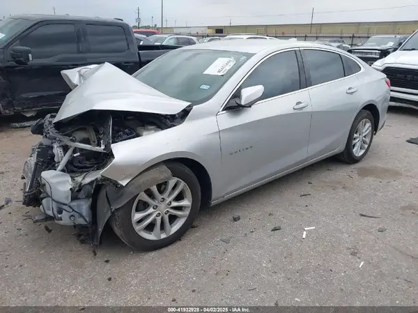 1G1ZD5ST6JF261270 2018 CHEVROLET MALIBU - Image 2