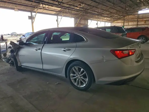 1G1ZD5ST6JF265996 2018 CHEVROLET MALIBU - Image 2