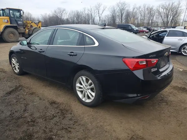 1G1ZD5ST6JF267263 2018 CHEVROLET MALIBU - Image 2