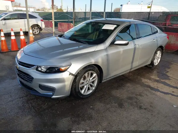 1G1ZD5ST6JF270387 2018 CHEVROLET MALIBU - Image 2