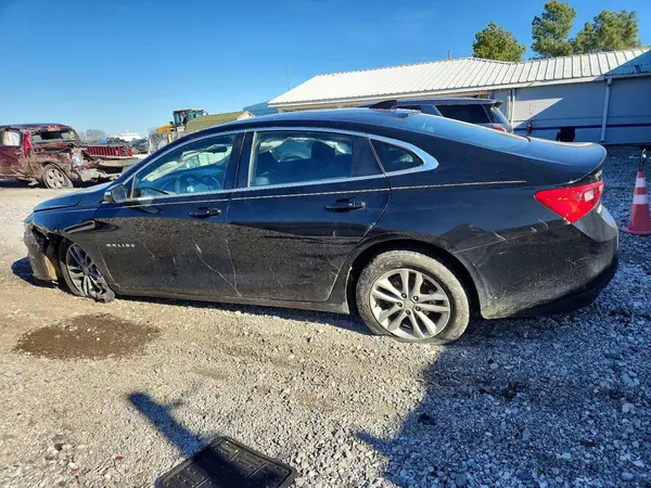1G1ZD5ST6JF271944 2018 CHEVROLET MALIBU - Image 2