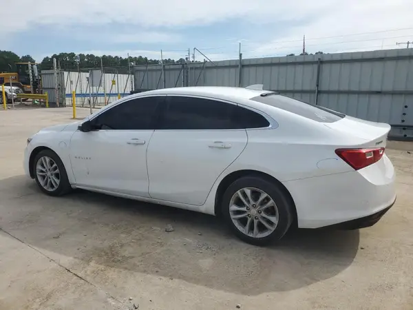 1G1ZD5ST6JF272477 2018 CHEVROLET MALIBU - Image 2