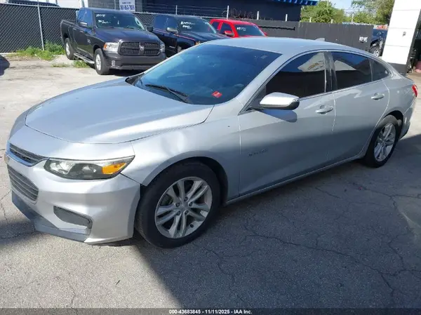 1G1ZD5ST6JF275265 2018 CHEVROLET MALIBU - Image 2