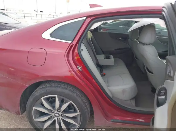 1G1ZD5ST6JF280286 2018 CHEVROLET MALIBU - Image 8