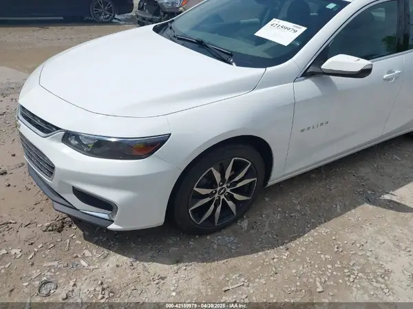1G1ZD5ST6JF281602 2018 CHEVROLET MALIBU - Image 2