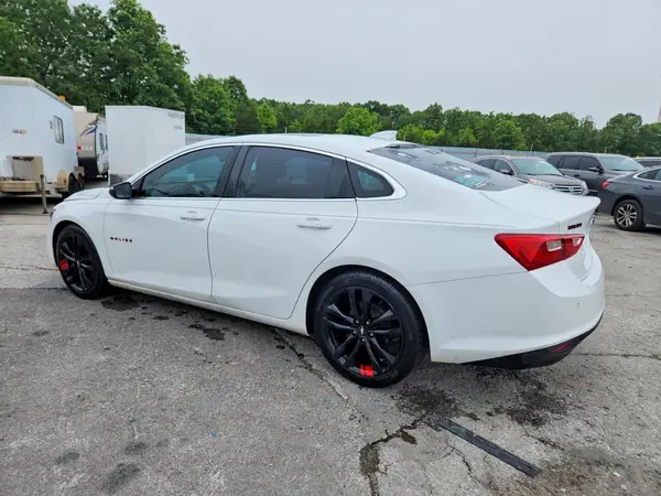 1G1ZD5ST6JF294396 2018 CHEVROLET MALIBU - Image 2