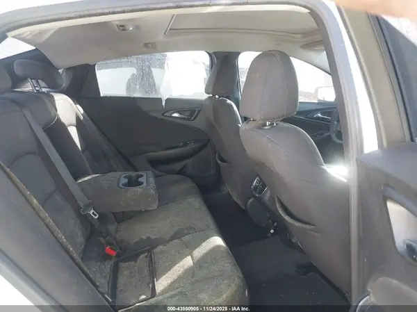 1G1ZD5ST6KF110544 2019 CHEVROLET MALIBU - Image 8