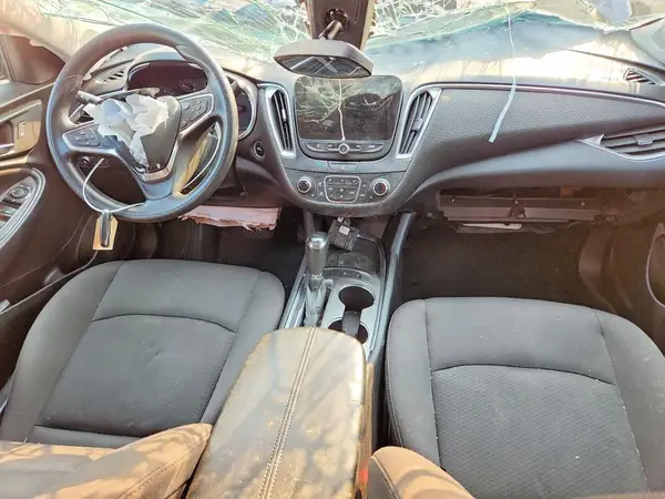 1G1ZD5ST6KF117347 2019 CHEVROLET MALIBU - Image 8