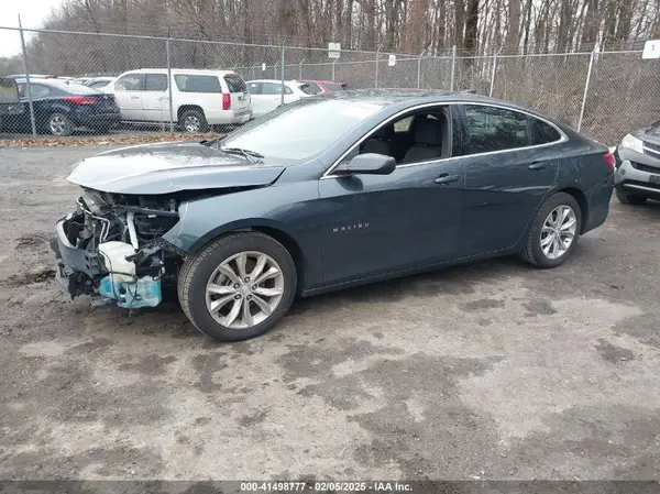 1G1ZD5ST6KF120376 2019 CHEVROLET MALIBU - Image 2