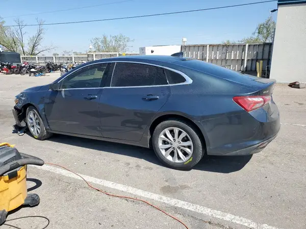1G1ZD5ST6KF135945 2019 CHEVROLET MALIBU - Image 2