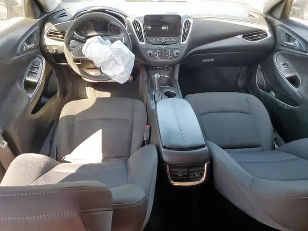 1G1ZD5ST6KF135945 2019 CHEVROLET MALIBU - Image 8