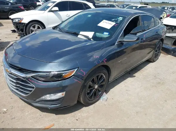 1G1ZD5ST6KF138764 2019 CHEVROLET MALIBU - Image 2