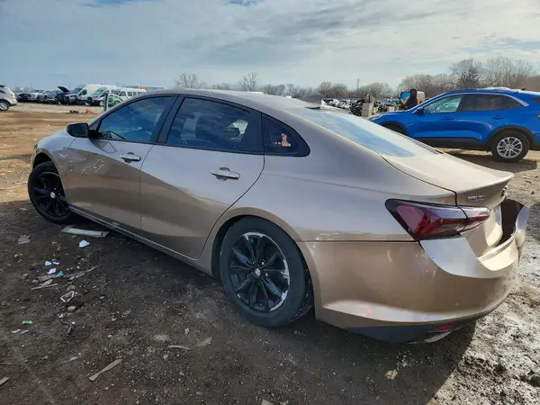 1G1ZD5ST6KF139042 2019 CHEVROLET MALIBU - Image 2