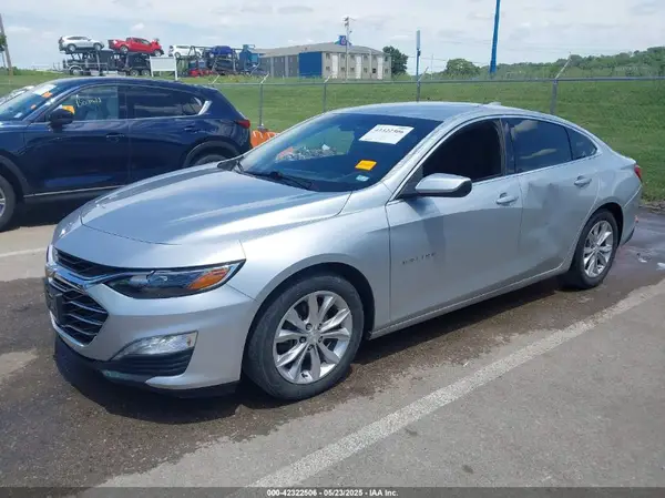 1G1ZD5ST6KF139302 2019 CHEVROLET MALIBU - Image 2