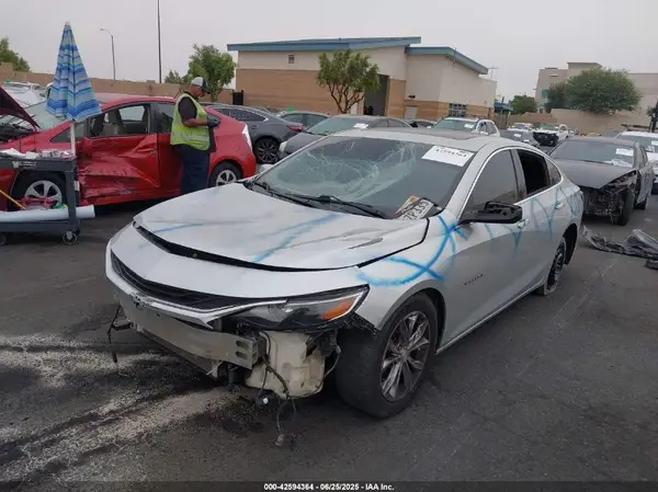 1G1ZD5ST6KF142247 2019 CHEVROLET MALIBU - Image 2