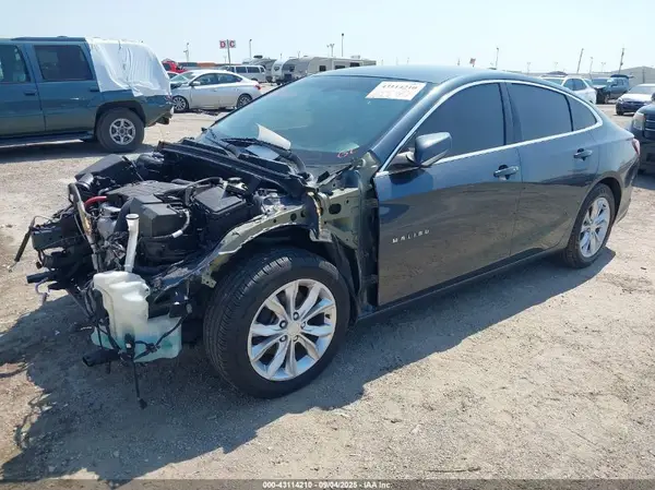1G1ZD5ST6KF143253 2019 CHEVROLET MALIBU - Image 2