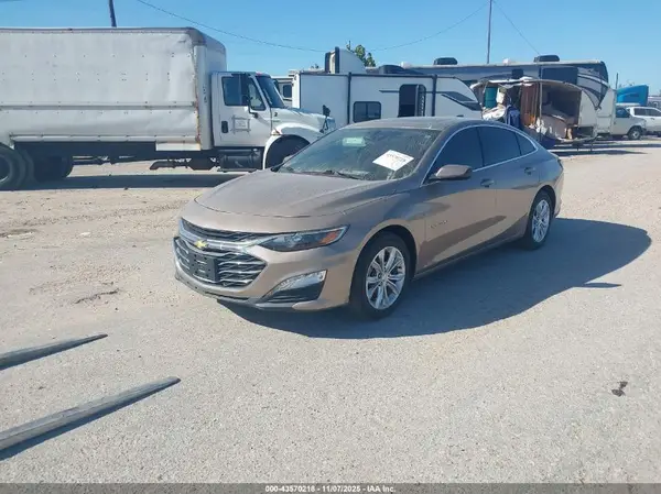1G1ZD5ST6KF144483 2019 CHEVROLET MALIBU - Image 2