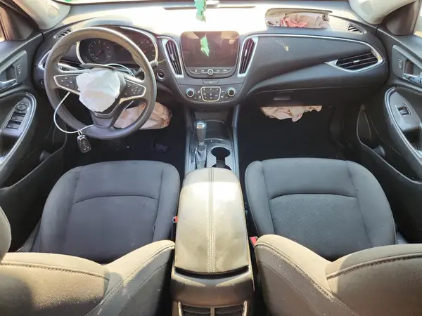 1G1ZD5ST6KF156827 2019 CHEVROLET MALIBU - Image 8