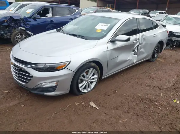 1G1ZD5ST6KF164457 2019 CHEVROLET MALIBU - Image 2