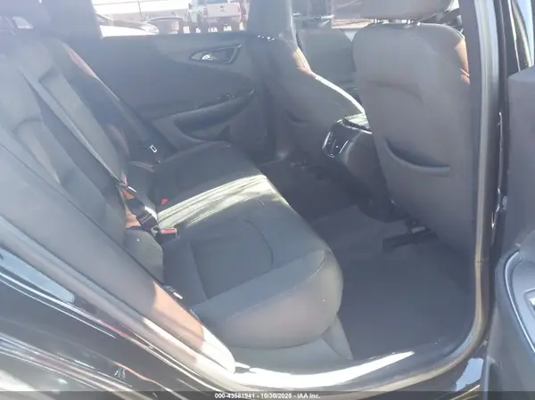 1G1ZD5ST6KF170159 2019 CHEVROLET MALIBU - Image 8