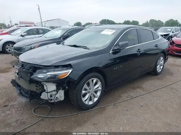 1G1ZD5ST6KF172395 2019 CHEVROLET MALIBU - Image 2