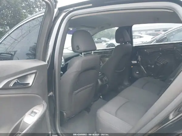 1G1ZD5ST6KF172395 2019 CHEVROLET MALIBU - Image 8