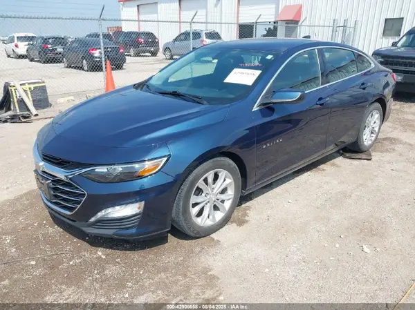 1G1ZD5ST6KF173403 2019 CHEVROLET MALIBU - Image 2