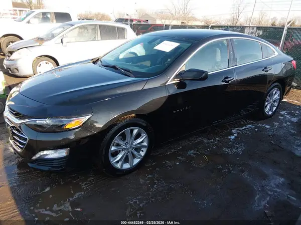 1G1ZD5ST6KF184806 2019 CHEVROLET MALIBU - Image 2