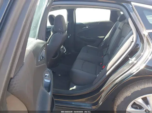 1G1ZD5ST6KF184806 2019 CHEVROLET MALIBU - Image 8