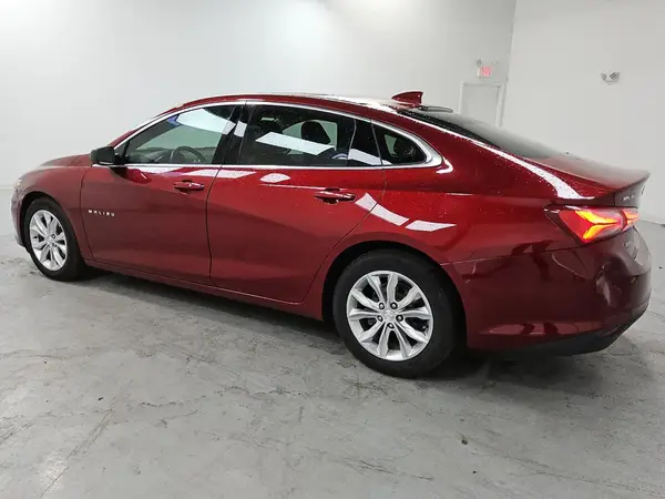 1G1ZD5ST6KF211325 2019 CHEVROLET MALIBU - Image 2