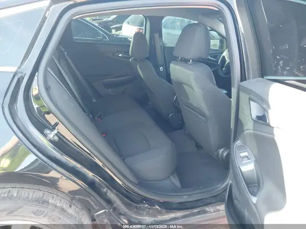 1G1ZD5ST6KF227105 2019 CHEVROLET MALIBU - Image 8