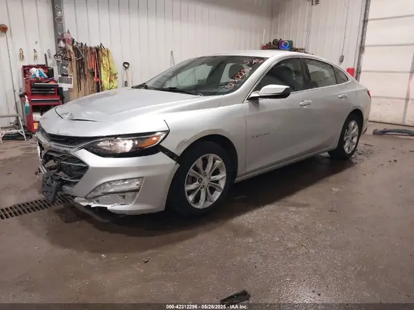 1G1ZD5ST6LF007173 2020 CHEVROLET MALIBU - Image 2