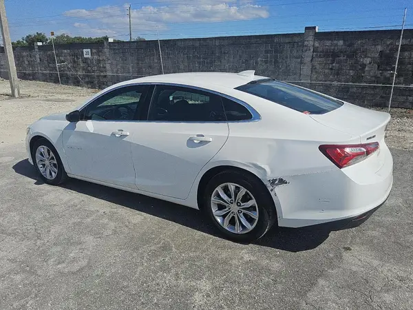1G1ZD5ST6LF027486 2020 CHEVROLET MALIBU - Image 2