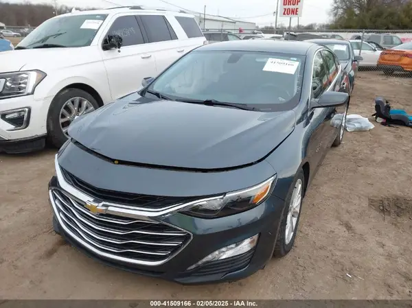 1G1ZD5ST6LF035068 2020 CHEVROLET MALIBU - Image 2