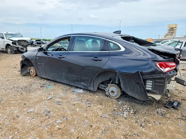 1G1ZD5ST6LF052579 2020 CHEVROLET MALIBU - Image 2