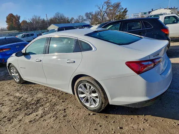 1G1ZD5ST6LF093293 2020 CHEVROLET MALIBU - Image 2