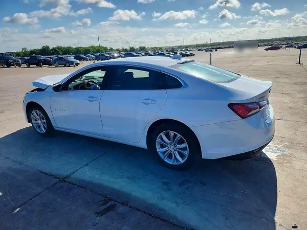 1G1ZD5ST6LF103806 2020 CHEVROLET MALIBU - Image 2