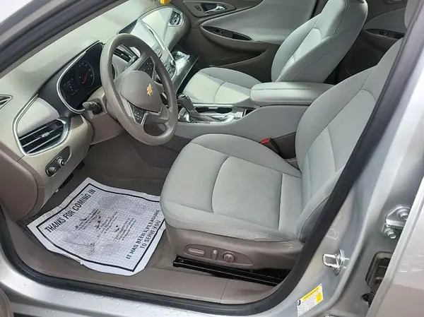 1G1ZD5ST6LF114031 2020 CHEVROLET MALIBU - Image 2