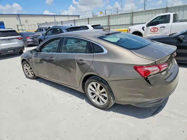 1G1ZD5ST6LF114711 2020 CHEVROLET MALIBU - Image 2