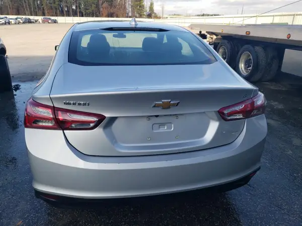 2020 CHEVROLET MALIBU auction photo 6