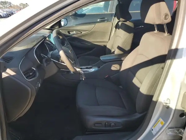 2020 CHEVROLET MALIBU auction photo 7