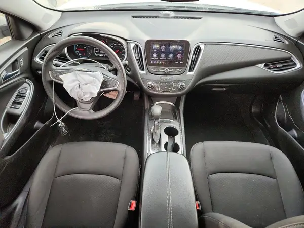 1G1ZD5ST6MF010169 2021 CHEVROLET MALIBU - Image 8