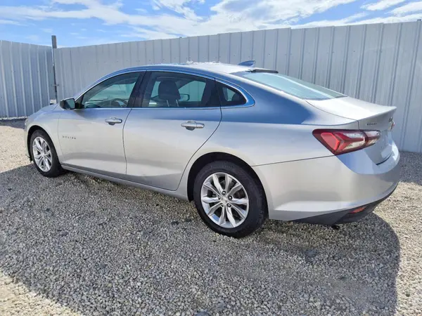 1G1ZD5ST6MF016814 2021 CHEVROLET MALIBU - Image 2