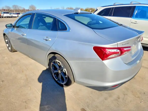 1G1ZD5ST6MF026095 2021 CHEVROLET MALIBU - Image 2