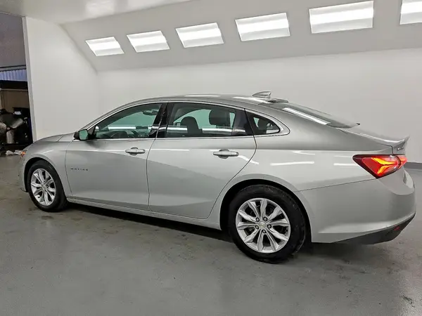 1G1ZD5ST6MF069951 2021 CHEVROLET MALIBU - Image 2