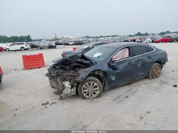 1G1ZD5ST6MF070677 2021 CHEVROLET MALIBU - Image 2