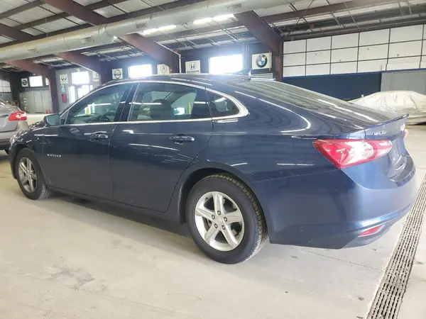 1G1ZD5ST6NF143452 2022 CHEVROLET MALIBU - Image 2